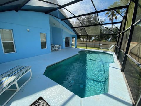 Private Pool Villa - Southern Dunes Golf Community House in Haines City