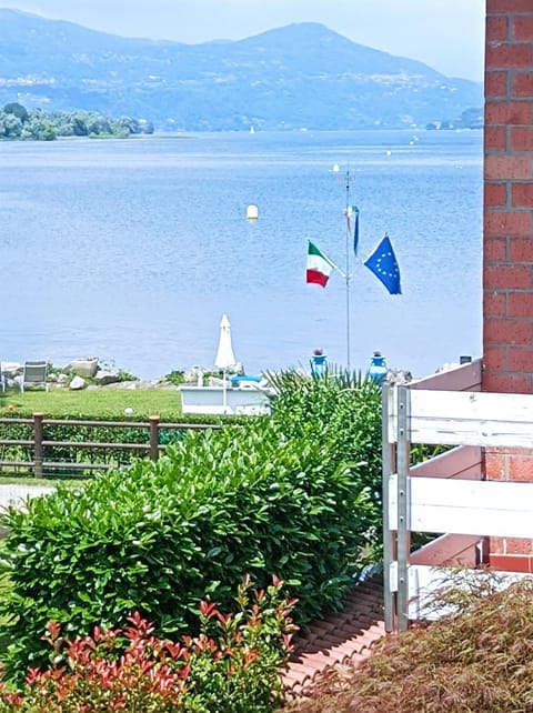 Natural landscape, Lake view, Mountain view