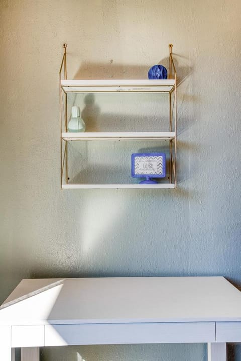 #StayinMyDistrict Heritage House Suite Apartment in Coos Bay