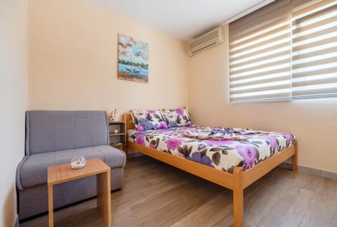 Guest House Ardiana Bed and Breakfast in Neum