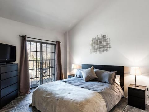 Mountain Flurry Quaint Condo near PCM House in Park City