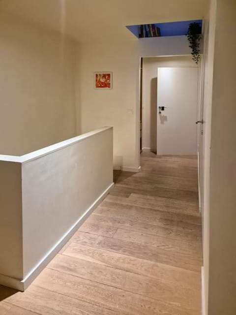 Appartement met groot terras Apartment in Ghent