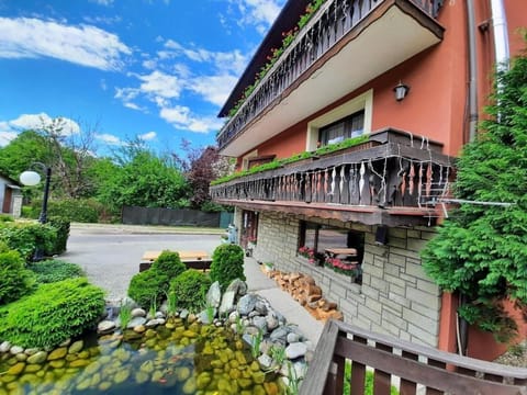 Property building, View (from property/room), Balcony/Terrace
