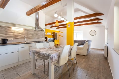 Kitchen or kitchenette, Dining area, stove, kitchen