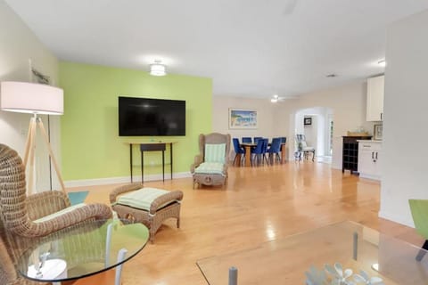 My Happy Place House in Ocean Ridge