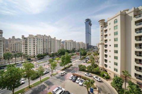Neighbourhood, Street view