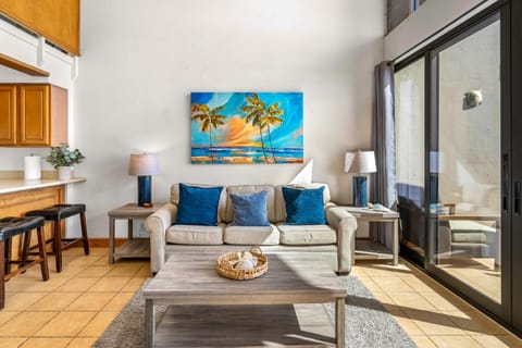 Oceanfront Penthouse at Maalaea in South Maui House in Maalaea