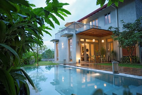 Property building, Garden, Pool view, Swimming pool