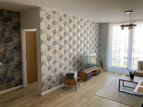 TV and multimedia, Seating area