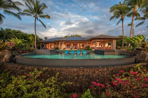 Hale Kahikole House in Kailua-Kona