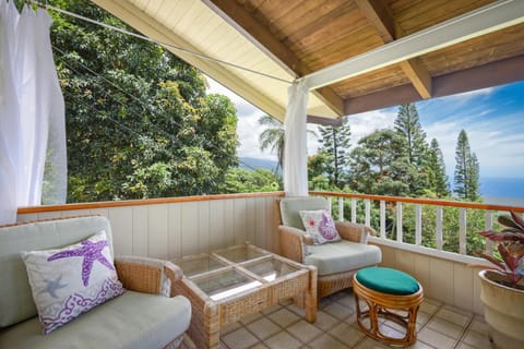 Hale Mauka House in Captain Cook