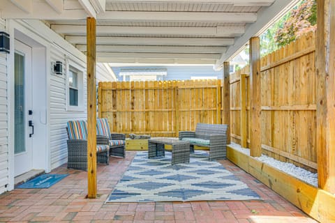 Walk to Beach Somers Point Apartment! Apartment in Somers Point