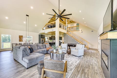 Riverfront Murfreesboro Cabin with Fire Pit Cabin in Pike County