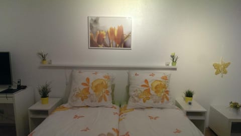 Property building, Living room, Bedroom