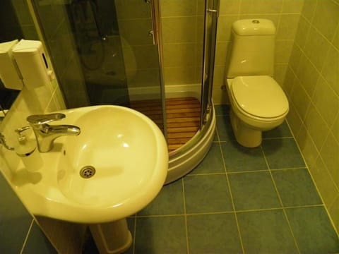 B&B Zmajevo Gnezdo 021 Bed and Breakfast in Novi Sad