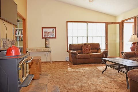 Arnolds River Retreat House in Red River