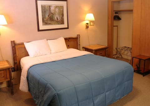 Arrowhead 02 House in Red River