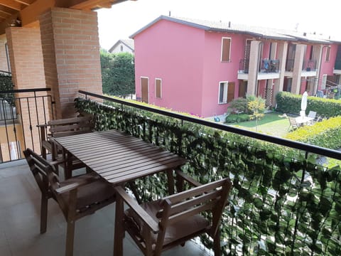 View (from property/room), Balcony/Terrace, Garden view