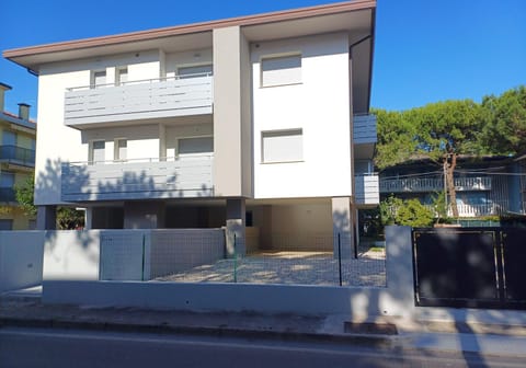 Property building, Parking