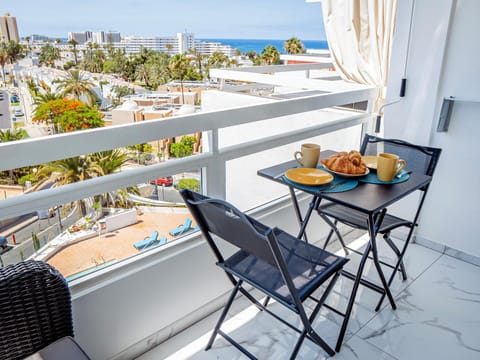 View (from property/room), Balcony/Terrace, Sea view, Breakfast