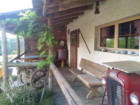 BBQ facilities, Balcony/Terrace, Seating area