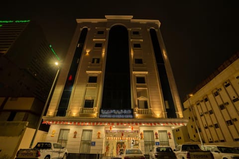Property building, Location