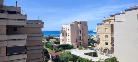 Property building, Day, Natural landscape, City view, Sea view