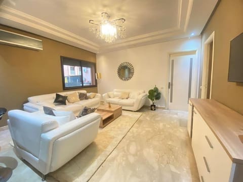 Communal lounge/ TV room, TV and multimedia, Living room