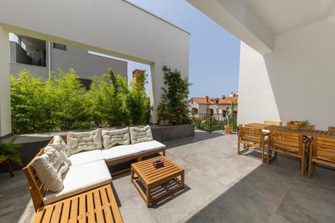 Balcony/Terrace, Seating area