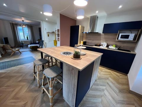 Kitchen or kitchenette, oven, stove, toaster