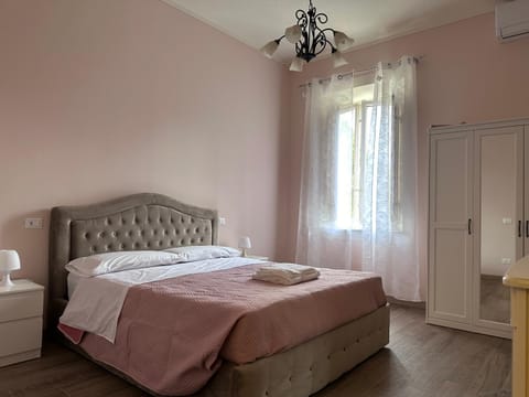 Bed, Photo of the whole room, Bedroom, towels, wardrobe