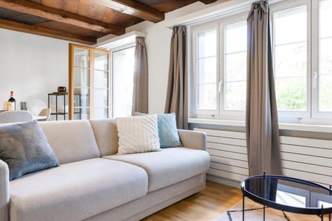 Living room, Seating area, City view