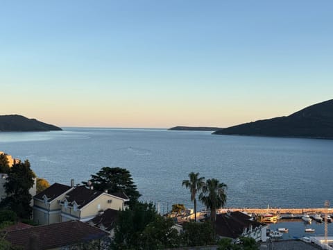Day, Sea view