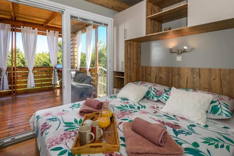 Cozy and Chic Little House with Pool Ivinj - 3 House in Tisno