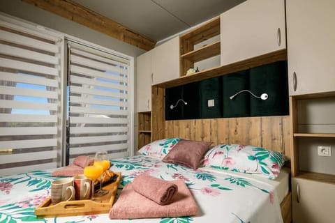 Cozy and Chic Little House with Pool Ivinj-2 House in Tisno