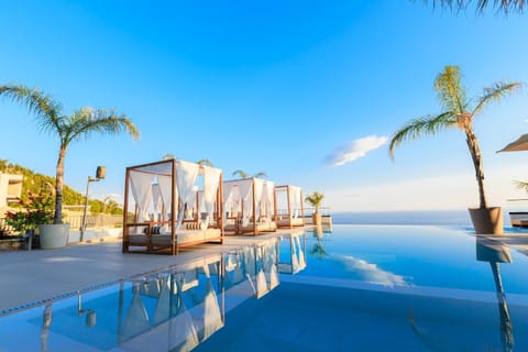 Day, sunbed
