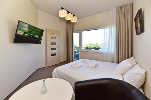 TV and multimedia, Balcony/Terrace, Bedroom