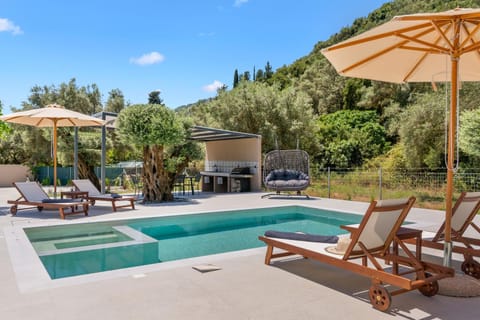 Garden view, Mountain view, Pool view, Swimming pool, Swimming pool