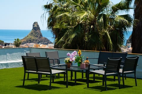 Nearby landmark, Sea view