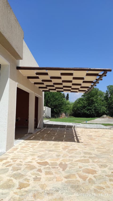 Vp & Lo 2 Residence Apartment in Gouvia