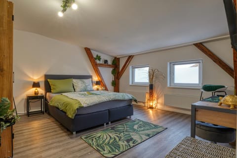 Bed, Bedroom