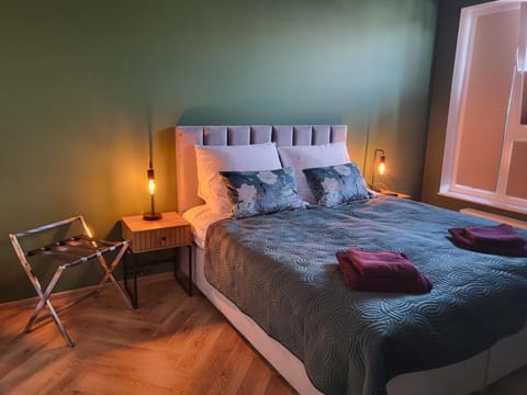 Apartament w Centrum Luksusowy, Klimatyzacja, Full Opcja, Zameldowanie 24h, Duży Parking, Balkon, PlayStation 5, Ekspres, Netflix, Winda, FV, Nowy Budynek Apartment in Pomeranian Voivodeship