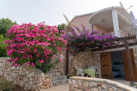 Villa Mira Villa in Šibenik-Knin County, Croatia