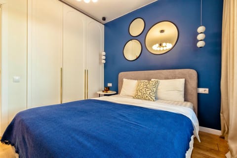 Bed, Bedroom, wardrobe