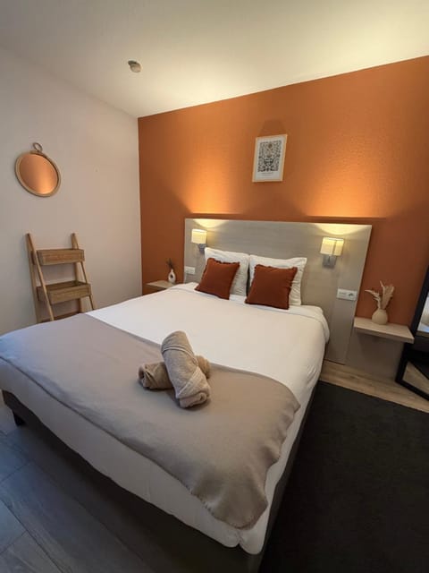 Studio Appart'hôtel gare TGV avec place privée Apartment in Avignon