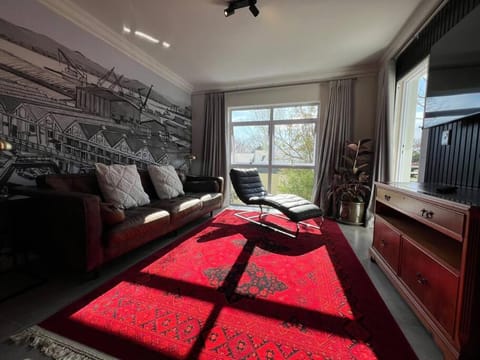 Salt Air & Serenity, Relaxing Ocean Escape Apartment in Cape Town