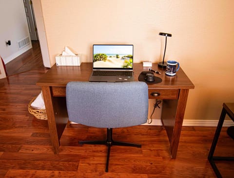 InHomeStays House in Lakewood