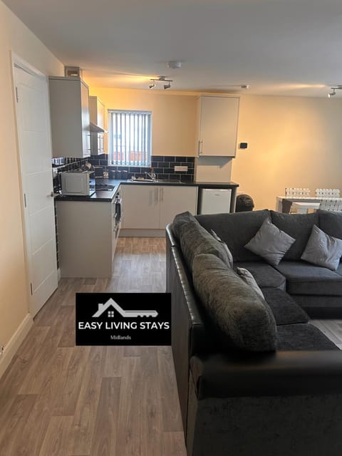 Easy Living Stays Burton on Trent Apartment in Burton upon Trent