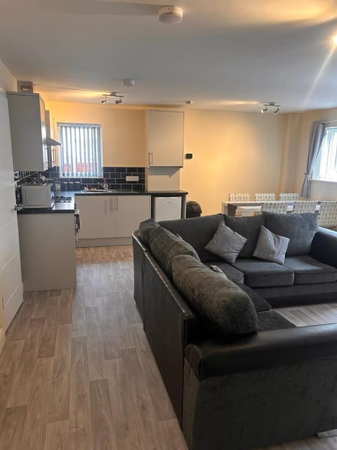 Easy Living Stays Burton on Trent Apartment in Burton upon Trent