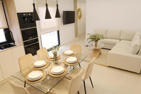 Kitchen or kitchenette, Living room, Dining area